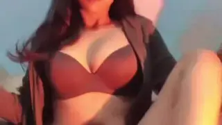 ang pagsasarili ni cindy upang tayo ay ngumiti